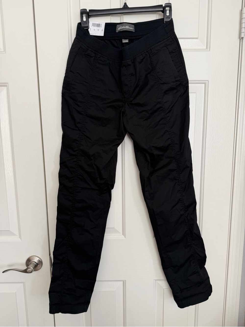 Eddie Bauer Women’s 6 Ruched Black Casual Travel Pants